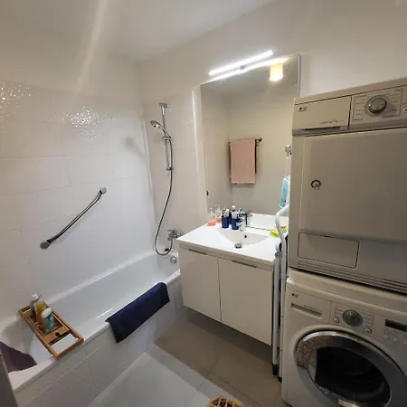 Apartment Situe Proche Des Thermes